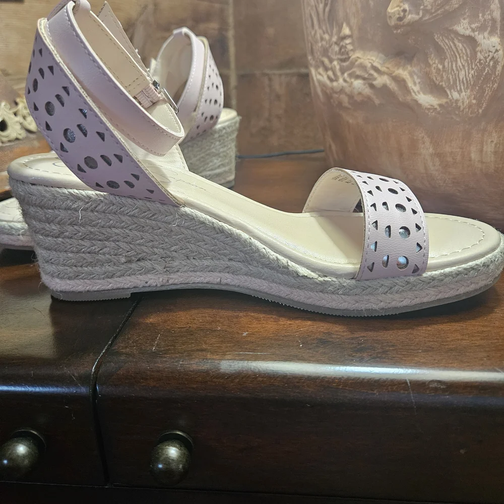 Jessica Simpson Light Pink Sandals💗